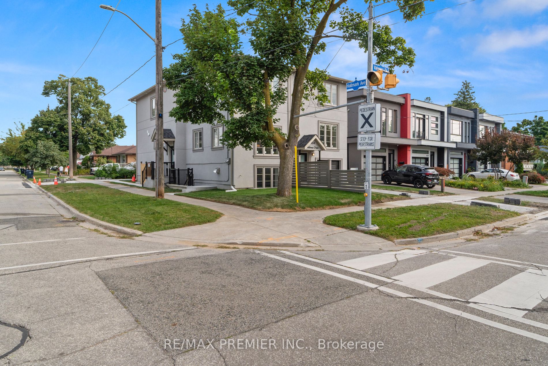 223 Hallmark Ave