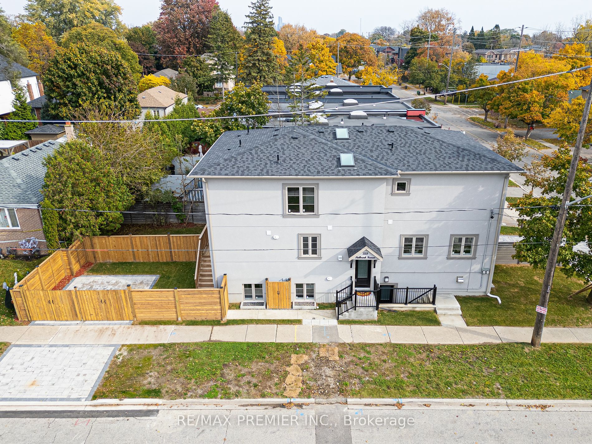 223 Hallmark Ave