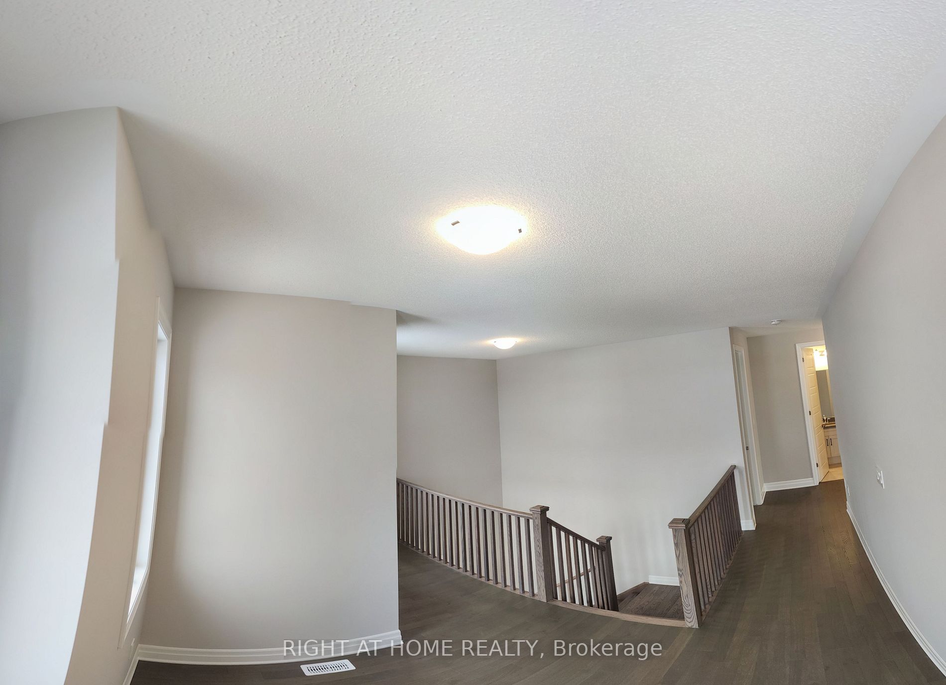 3048 John Mckay Blvd
