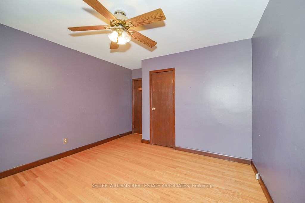 3364 Burnhamthorpe Rd W