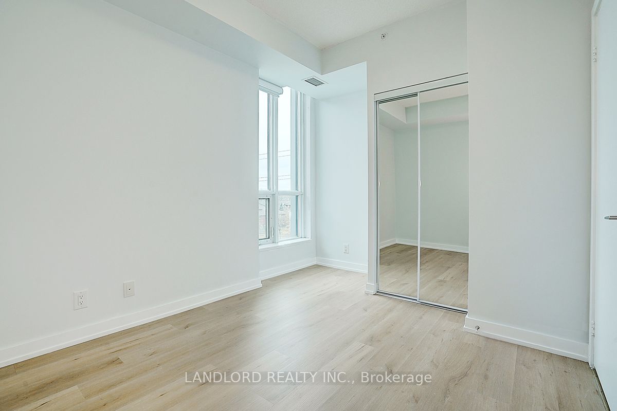 3985 Grand Park Dr, #407