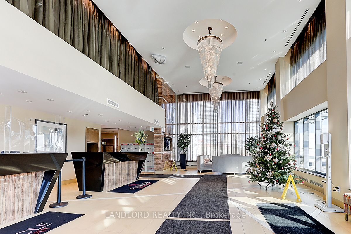 3985 Grand Park Dr, #407
