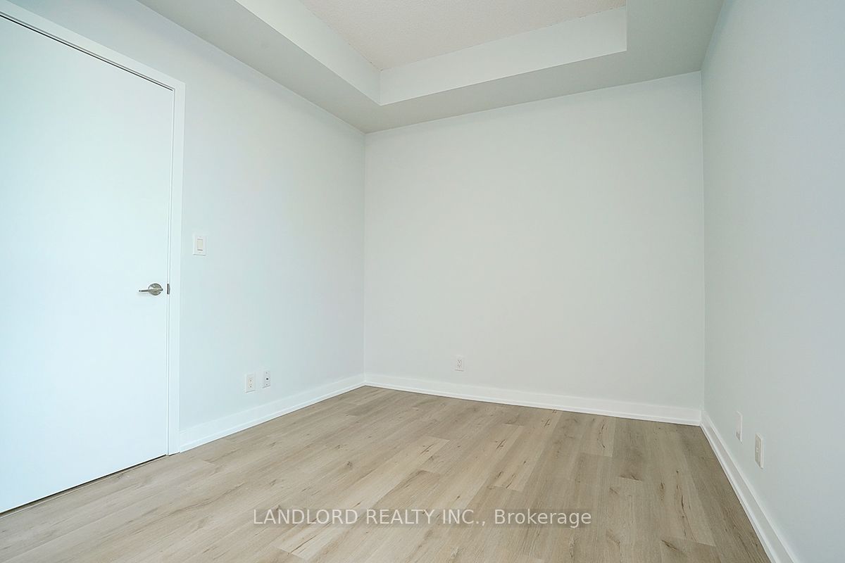 3985 Grand Park Dr, #407