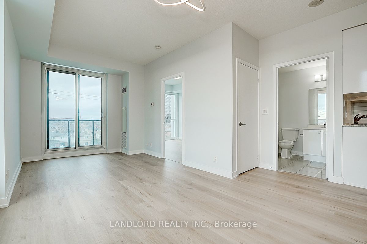 3985 Grand Park Dr, #407