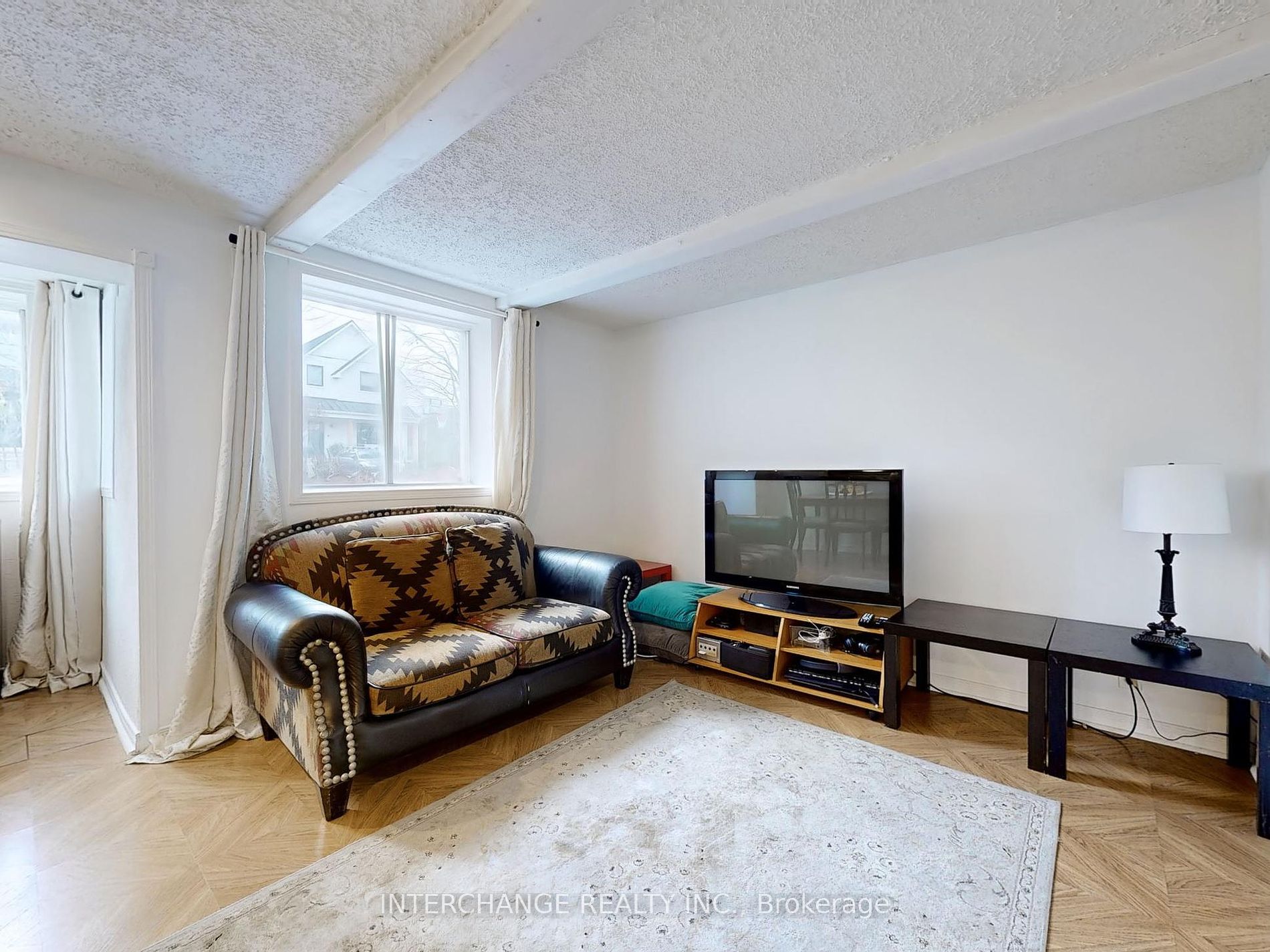 61 Gort Ave