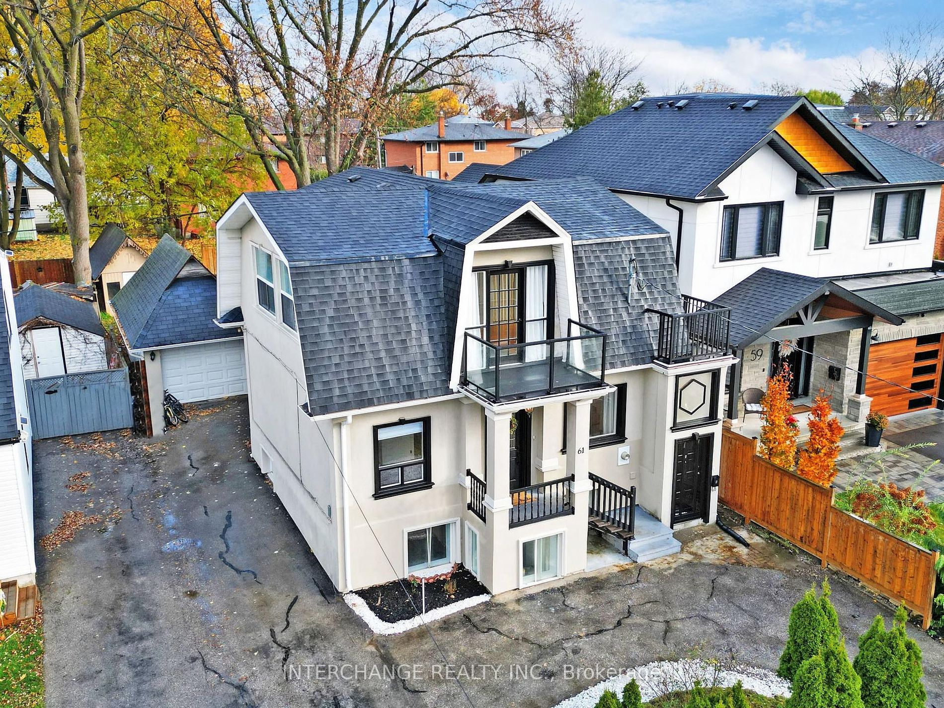 61 Gort Ave