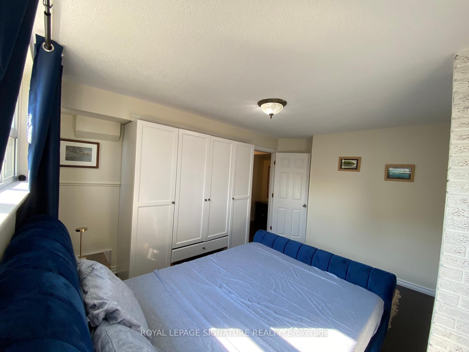 1 Dundee Dr, #Main