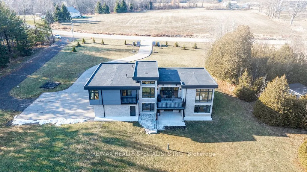 3232 20 Side Rd