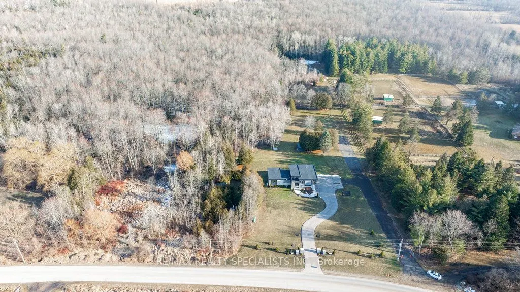 3232 20 Side Rd