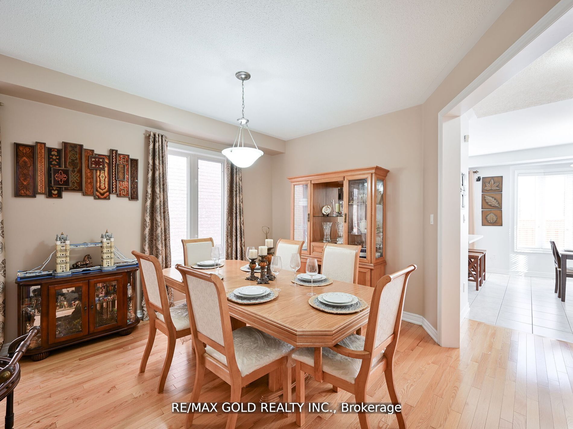 25 Maverick Cres