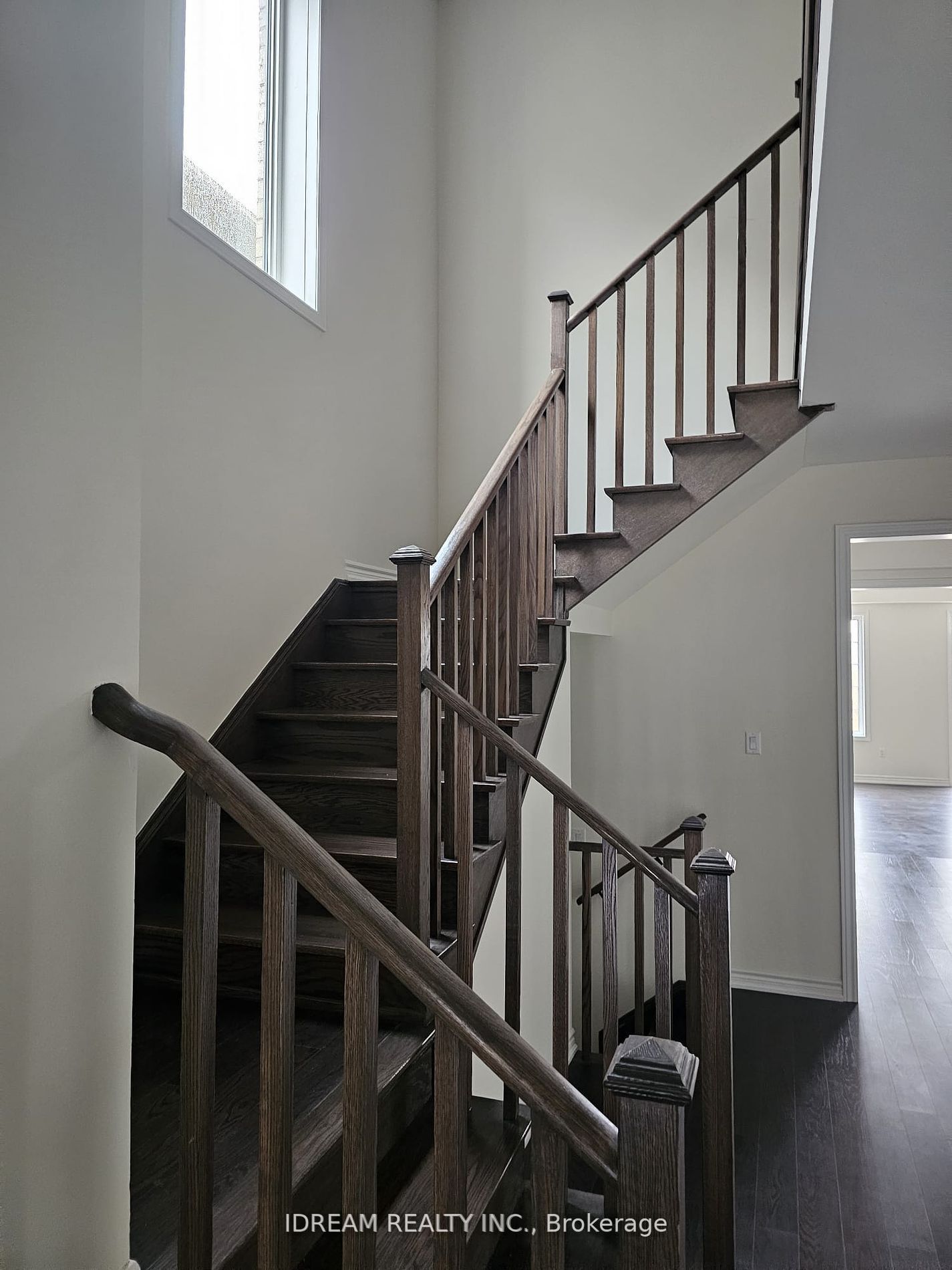 34 Bavenden Cres E