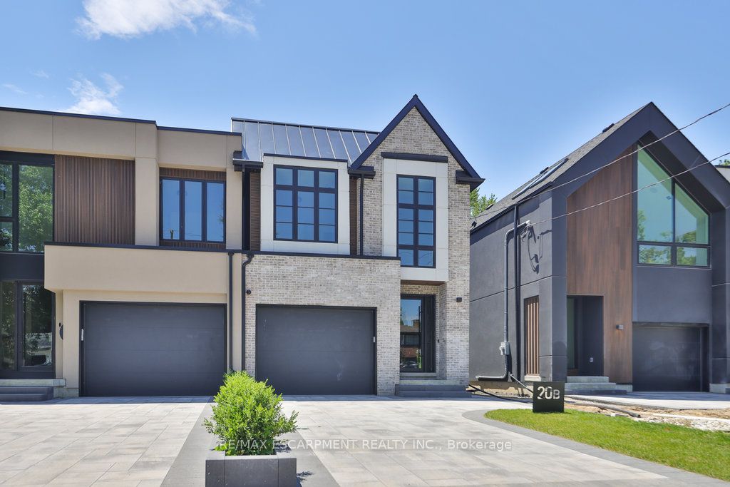 20B Broadview Ave