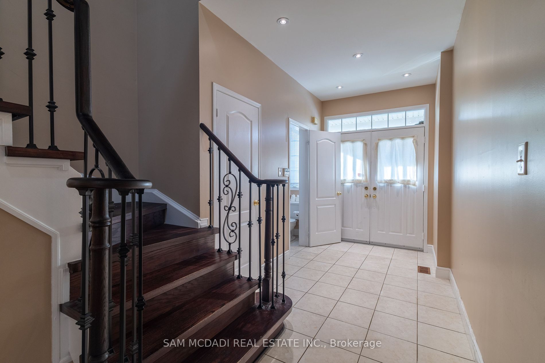 4649 James Austin Dr