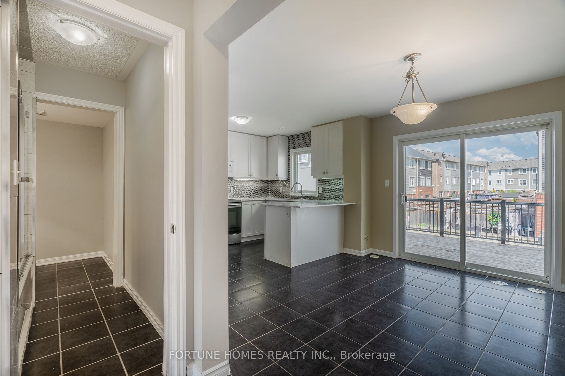44 Ganton Hts