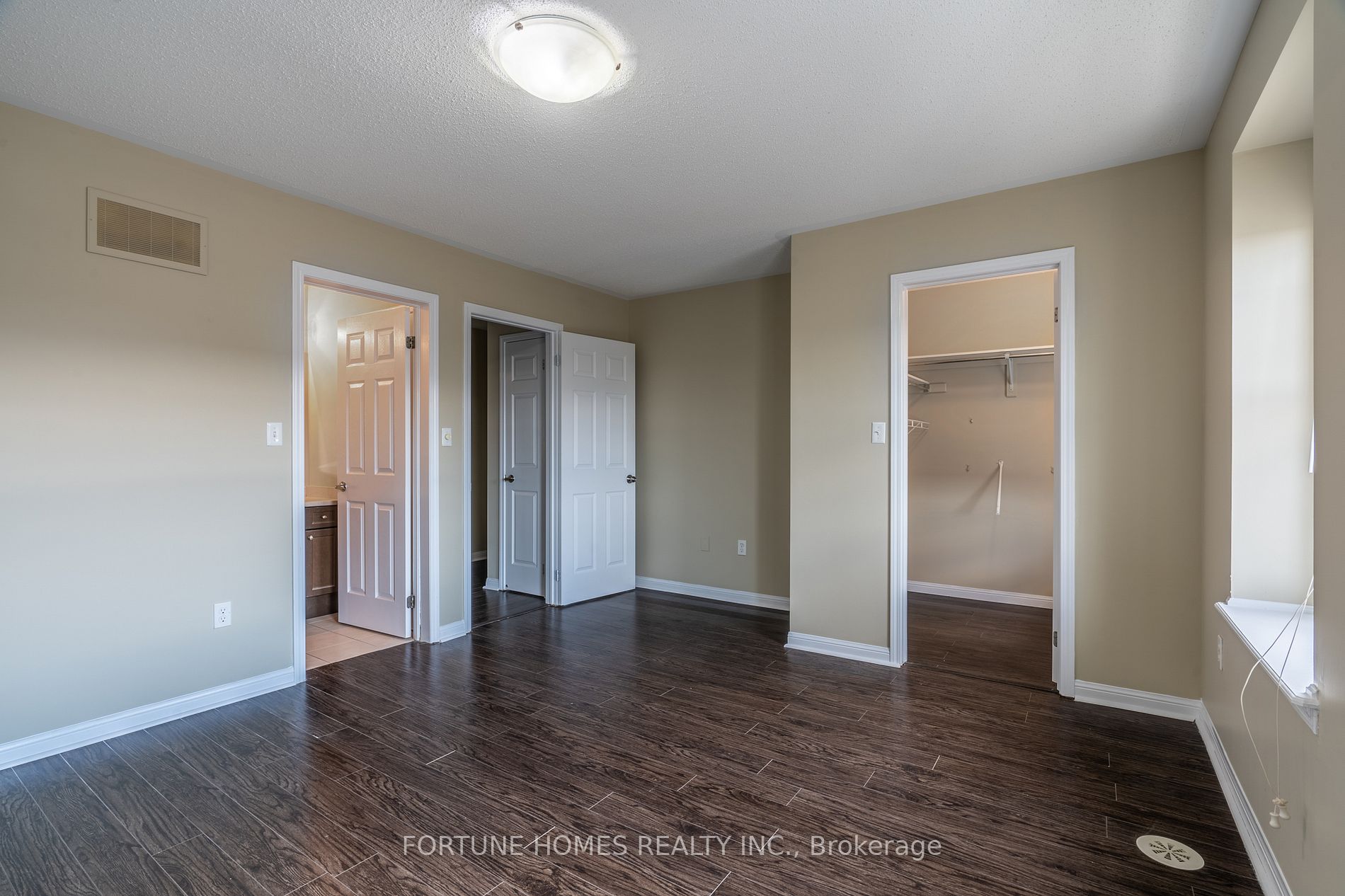 44 Ganton Hts