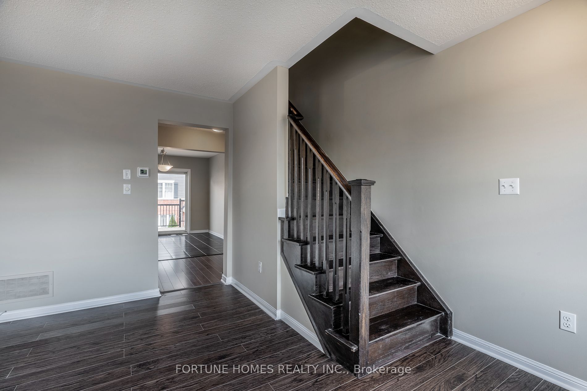 44 Ganton Hts