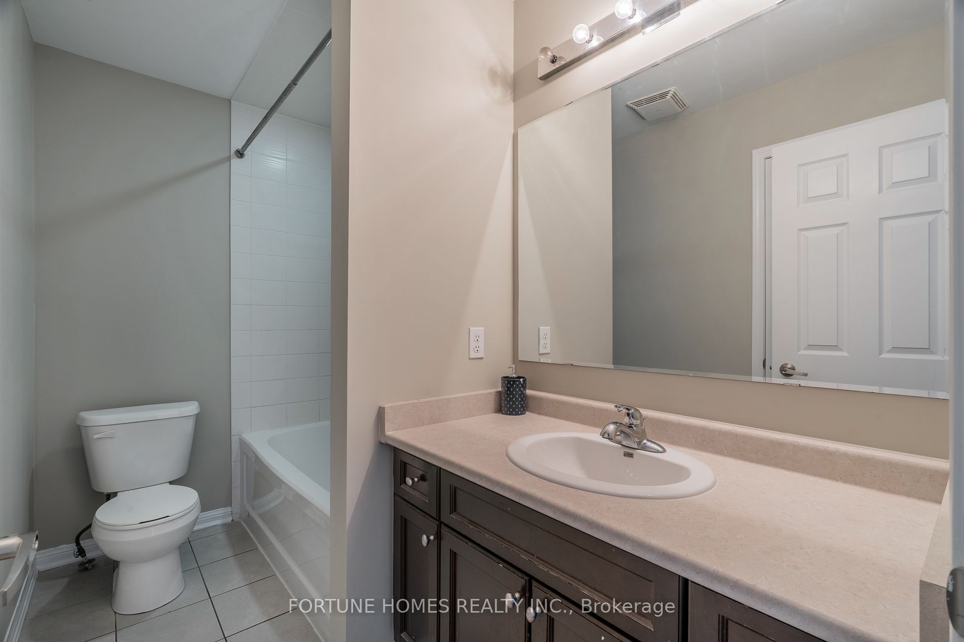 44 Ganton Hts