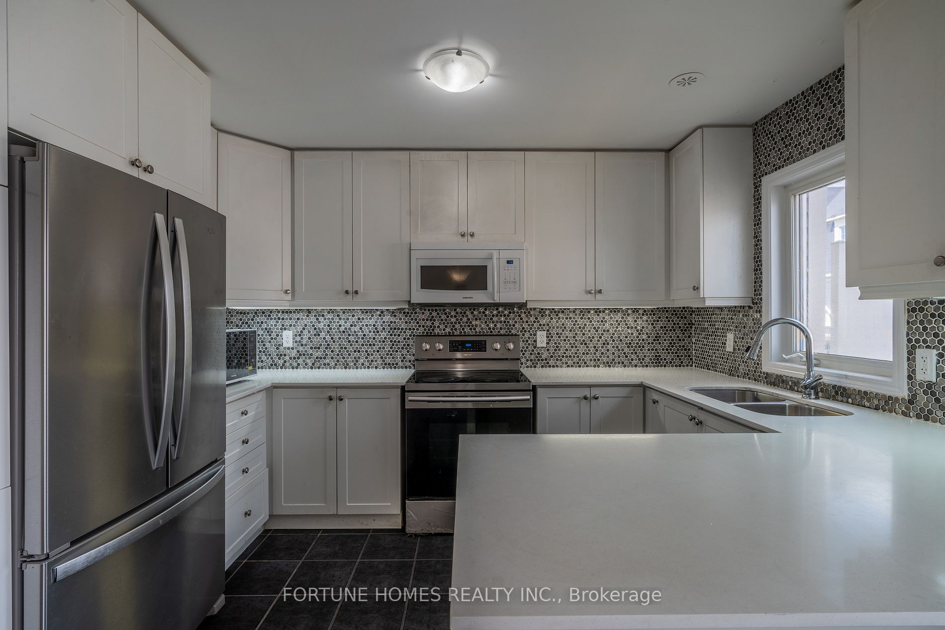 44 Ganton Hts
