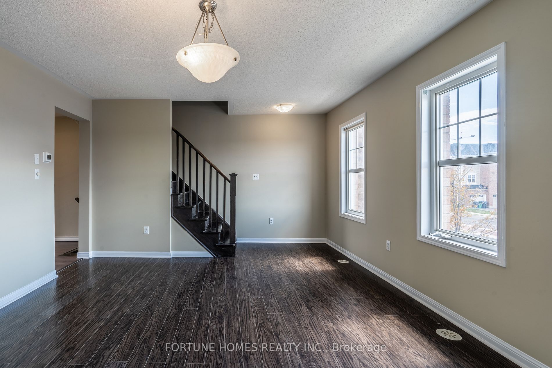44 Ganton Hts