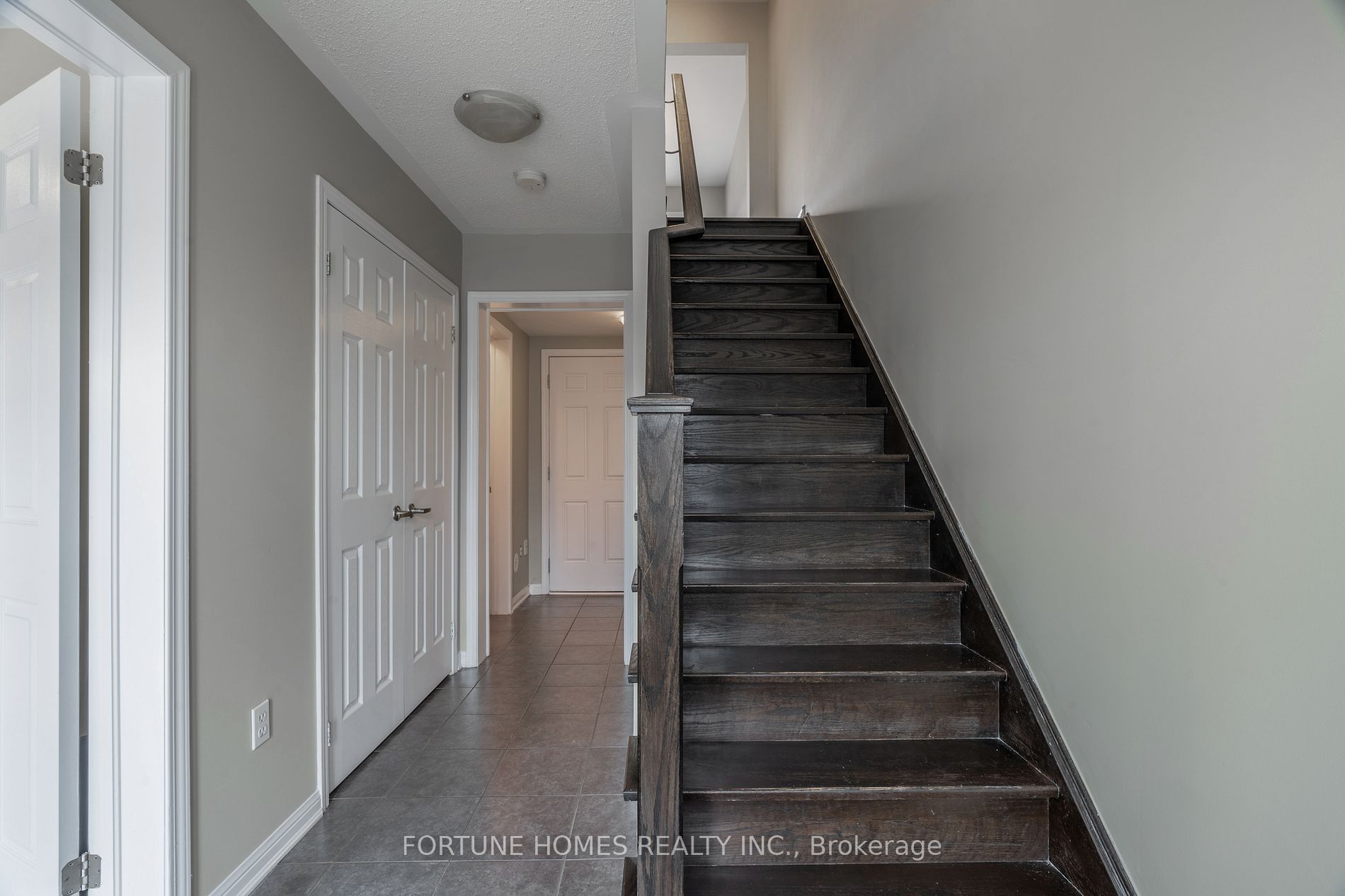 44 Ganton Hts