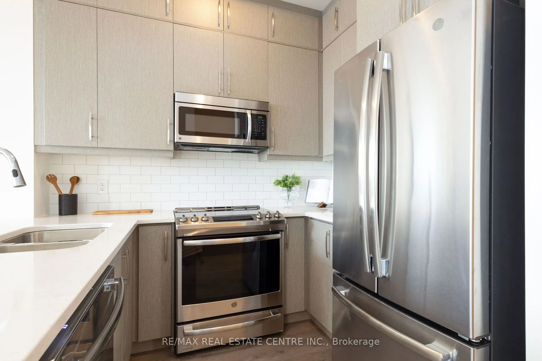 1105 Leger Way, #634