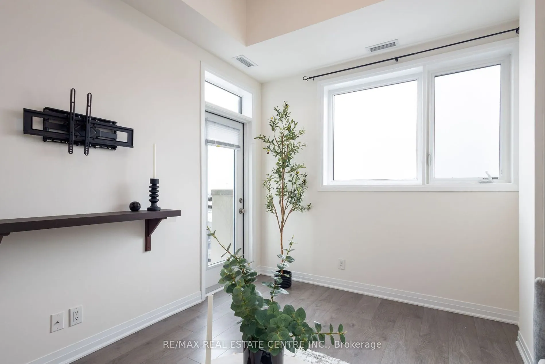 1105 Leger Way, #634