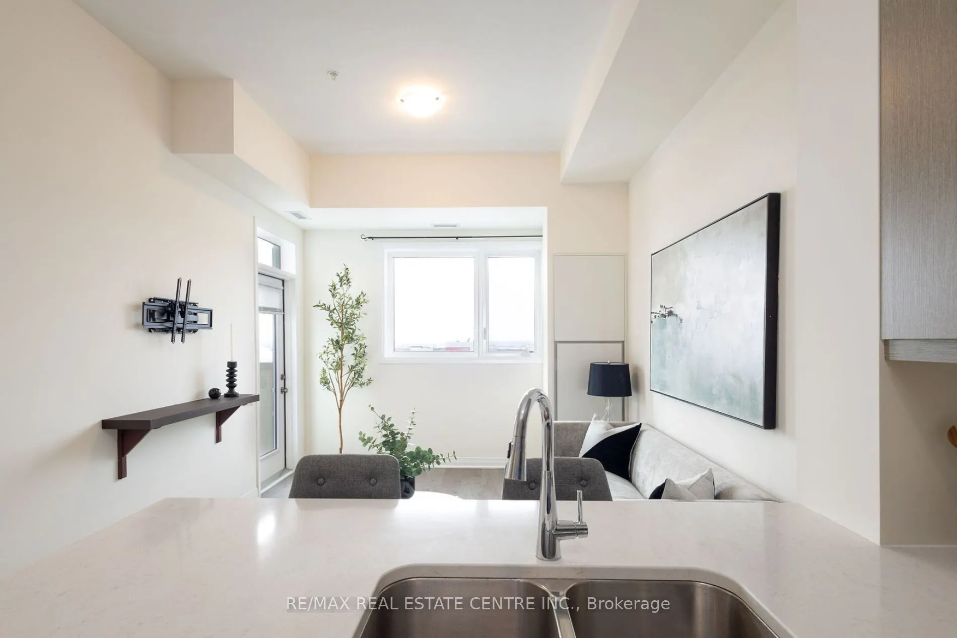 1105 Leger Way, #634