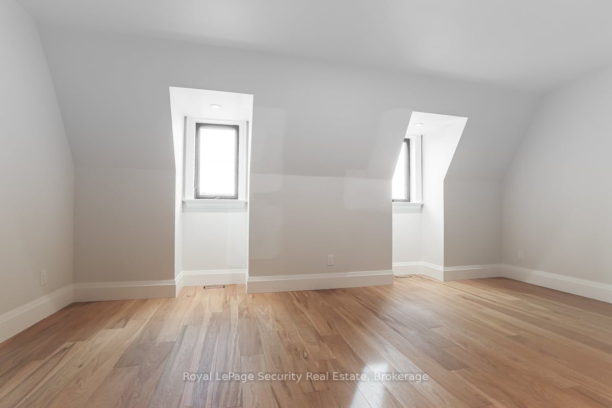 604 Ridelle Ave