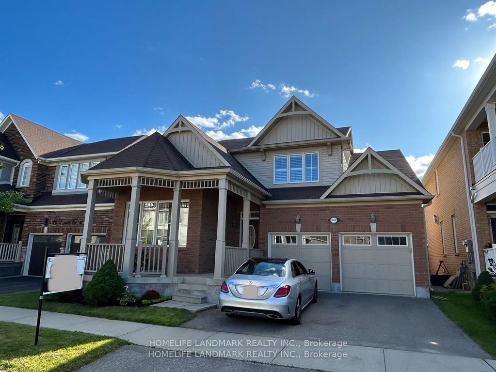 942 Drysdale Cres