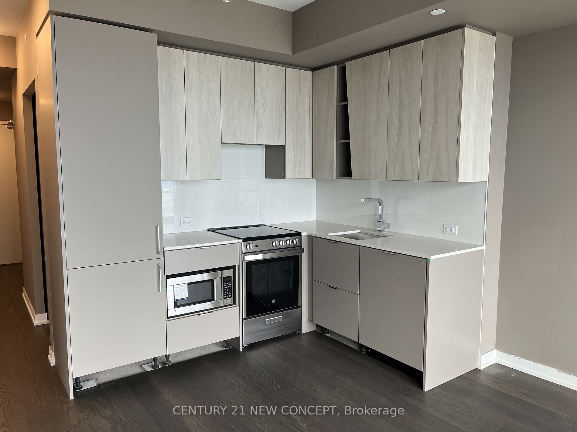 3883 Quartz Road, #4205