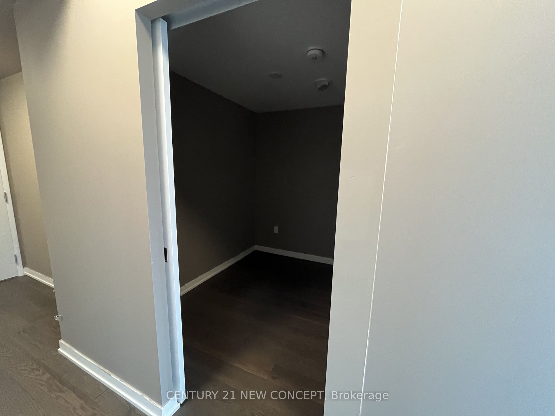 3883 Quartz Road, #4205