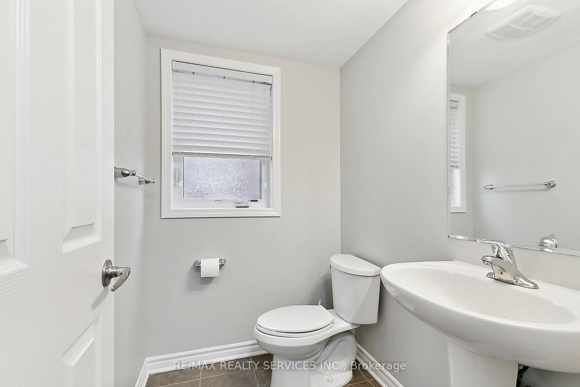 8 TOLEDO Lane