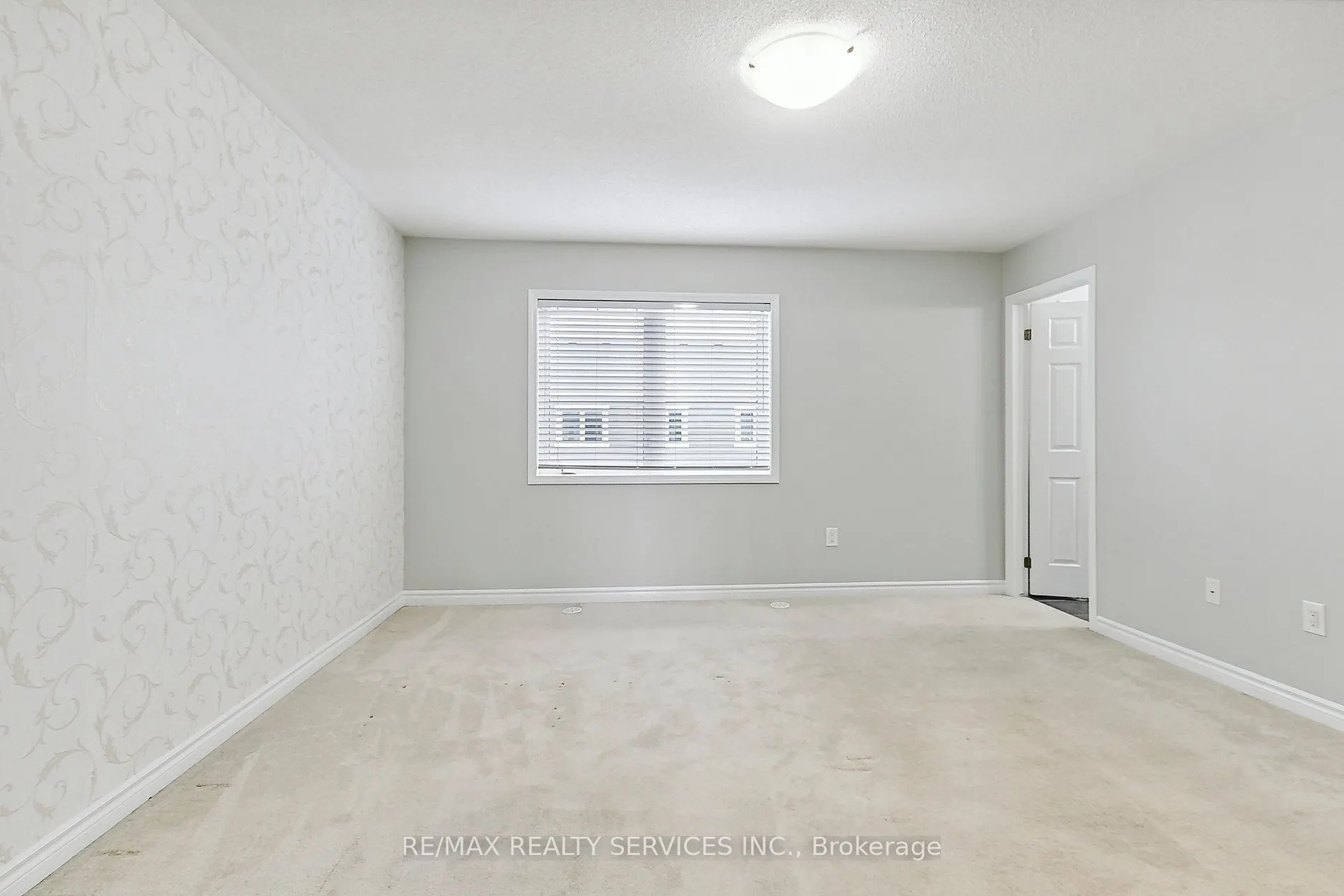 8 TOLEDO Lane