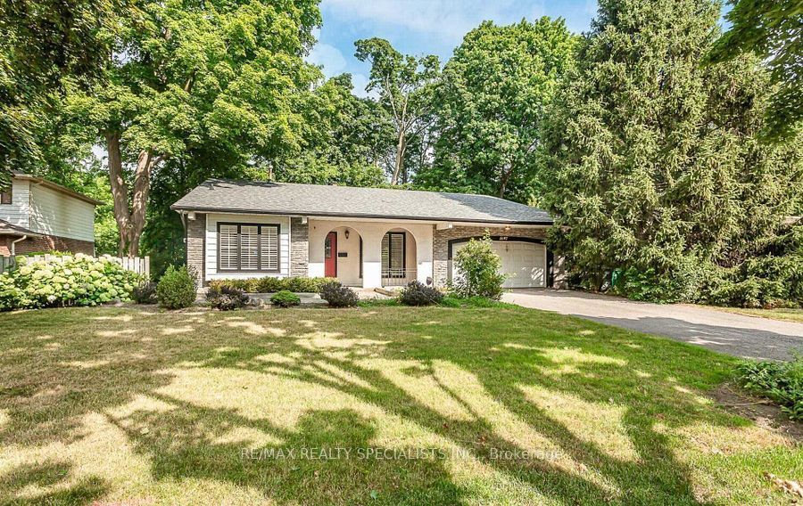 1697 Missenden Cres