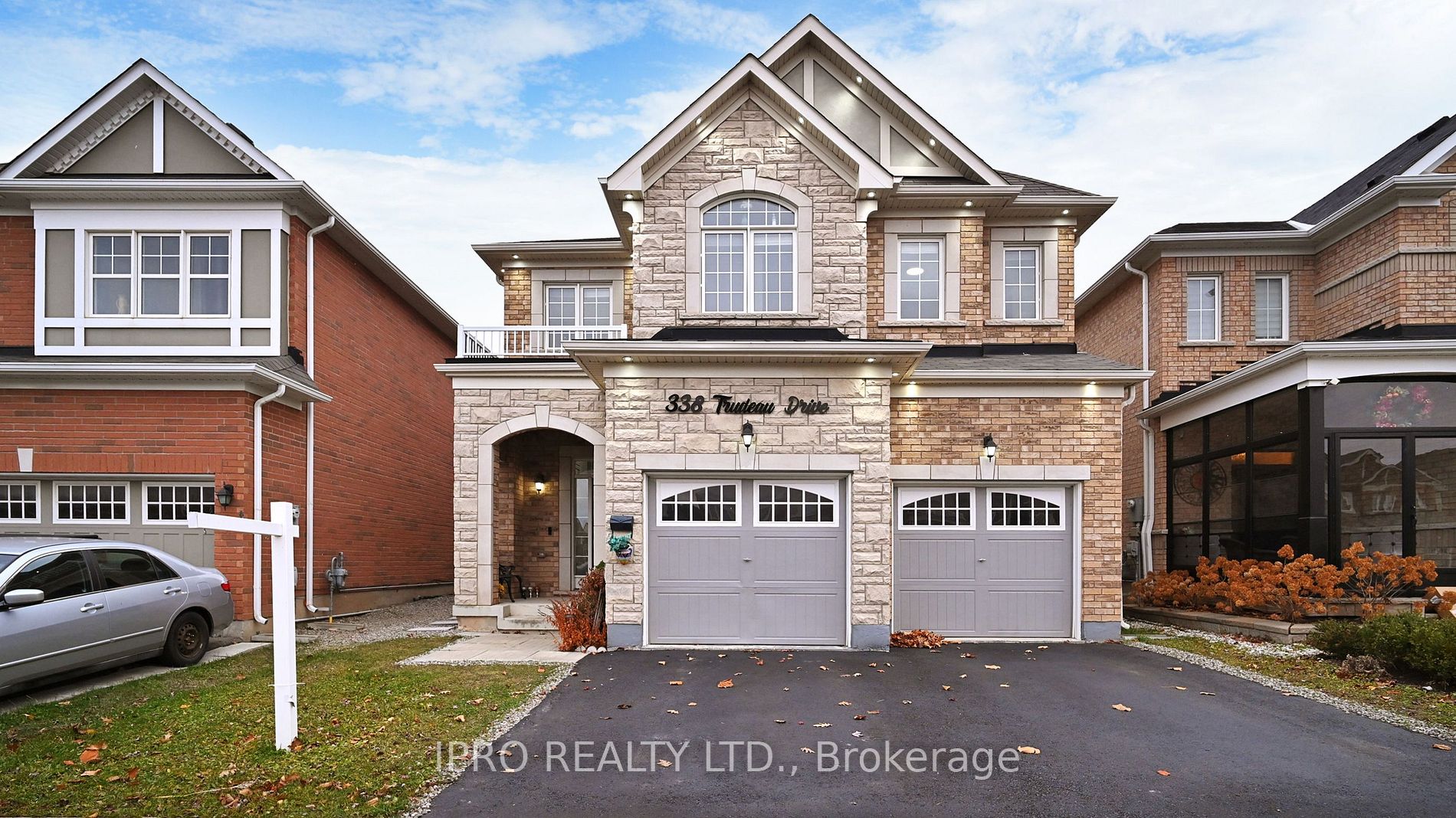 338 Trudeau Dr