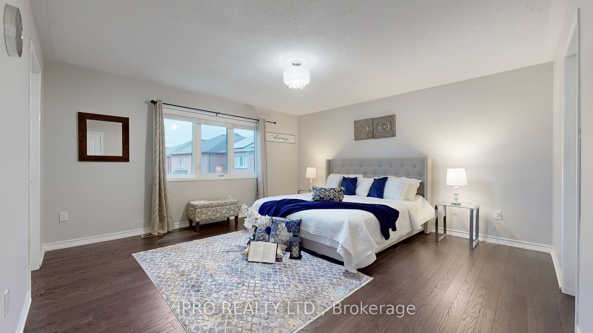 338 Trudeau Dr