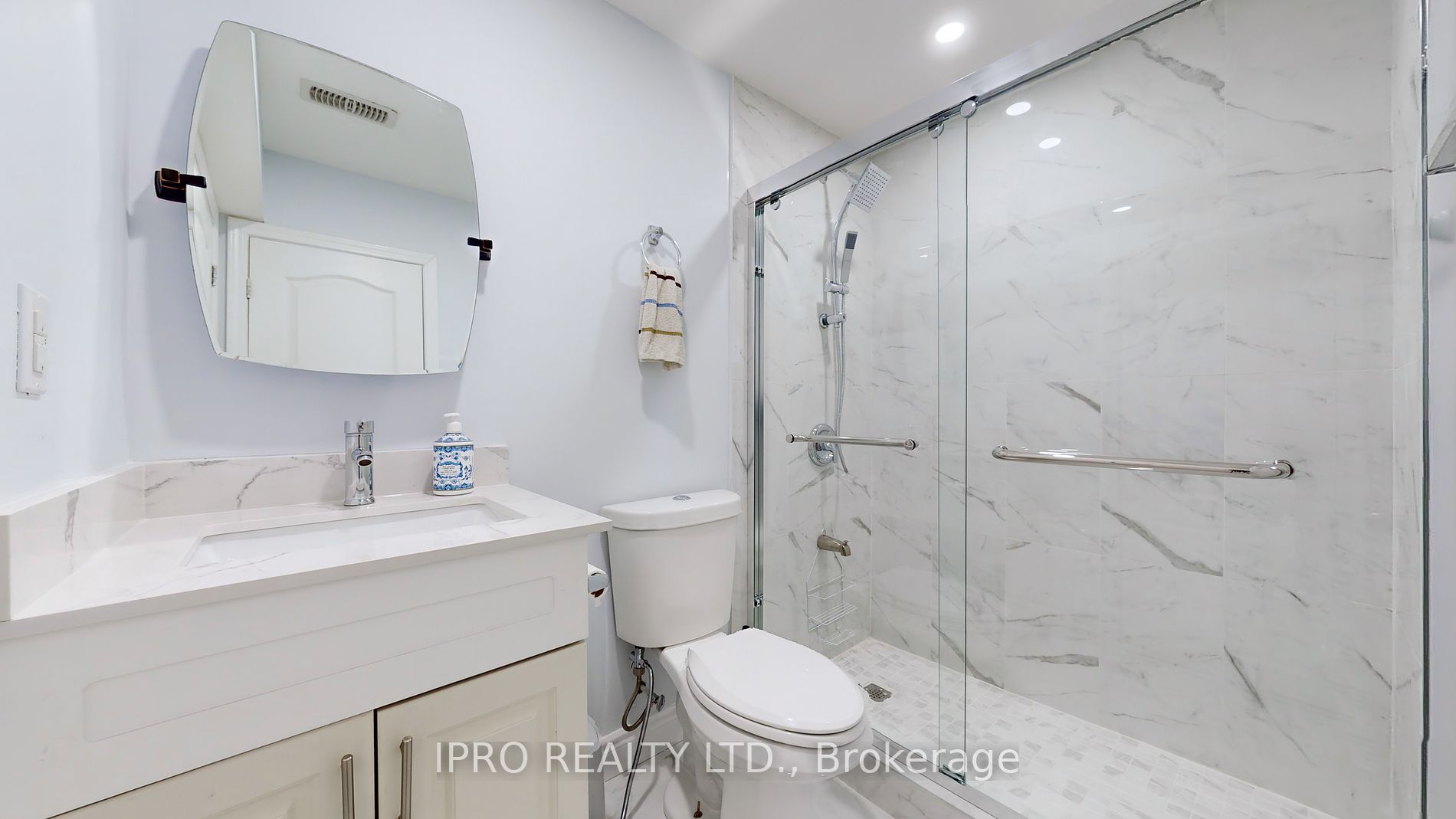338 Trudeau Dr