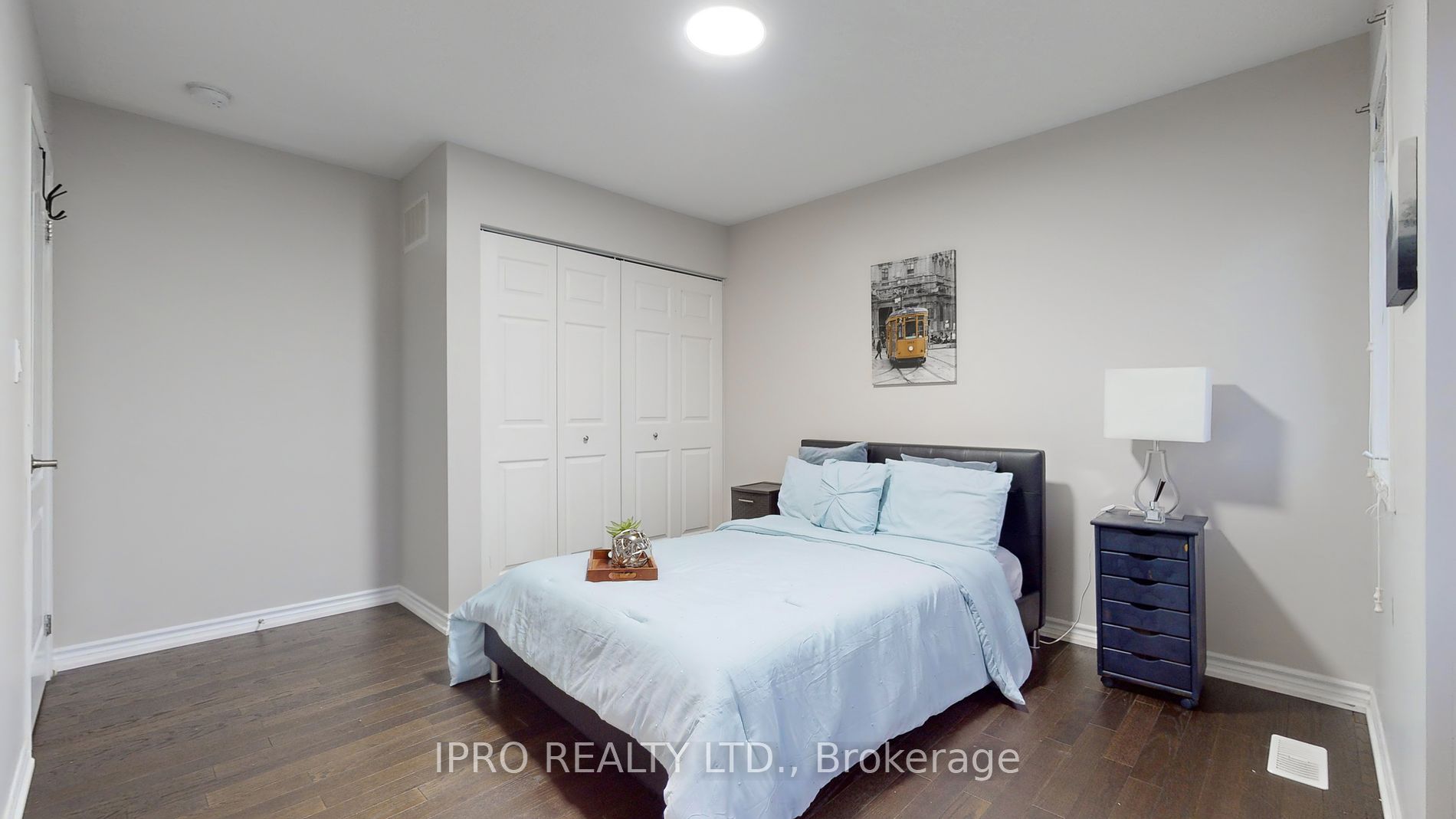 338 Trudeau Dr