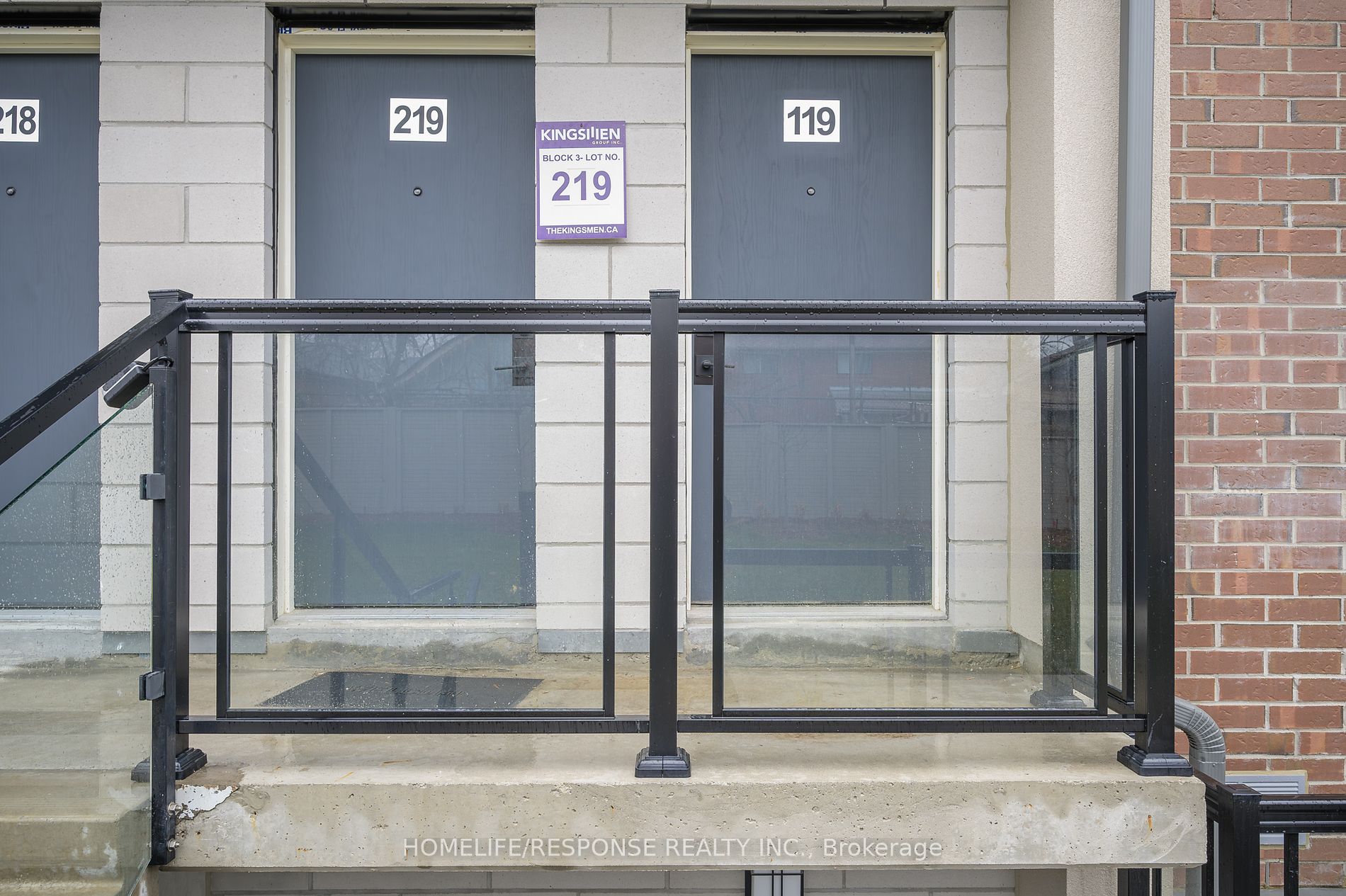 1070 DOUGLAS MCCURDY COMM, #119