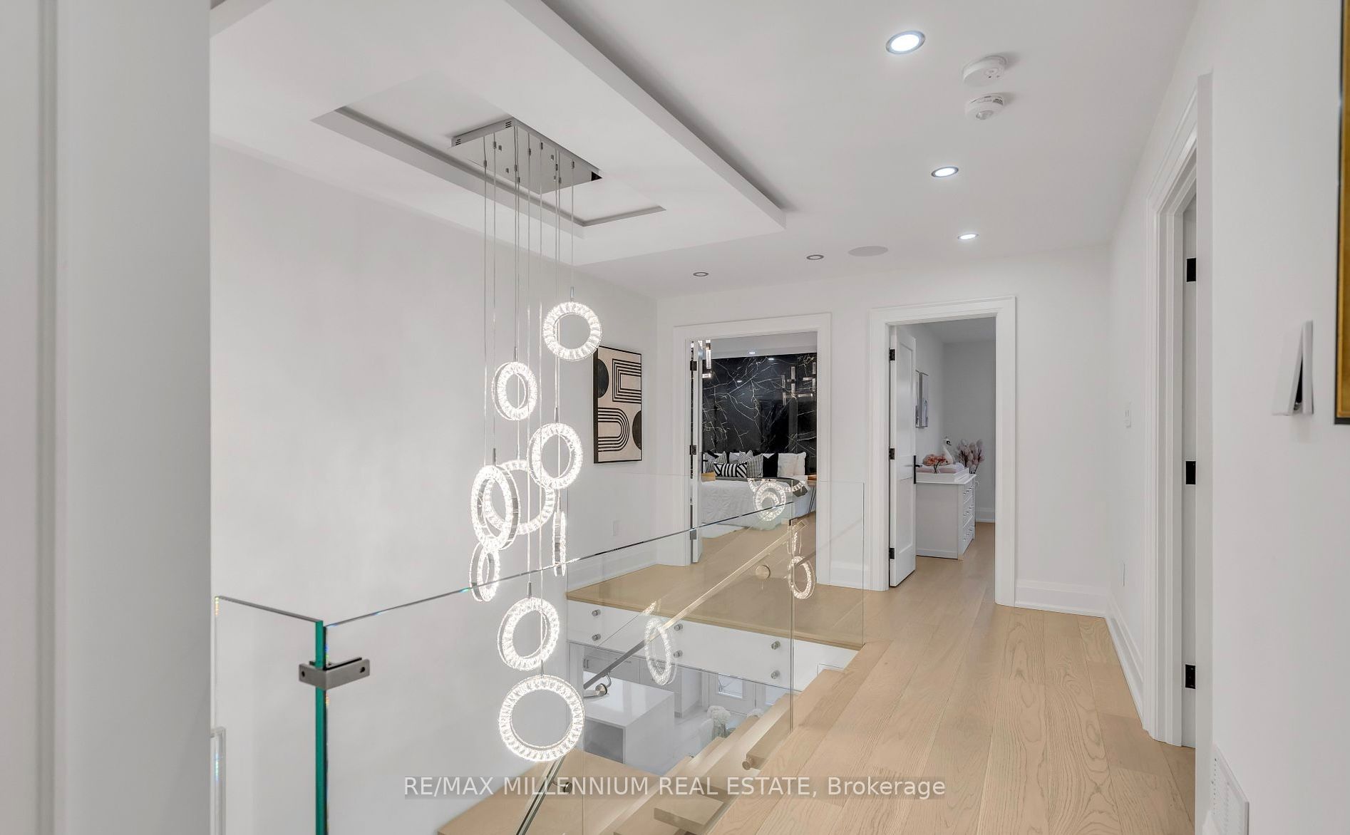 246 Edenbridge Dr