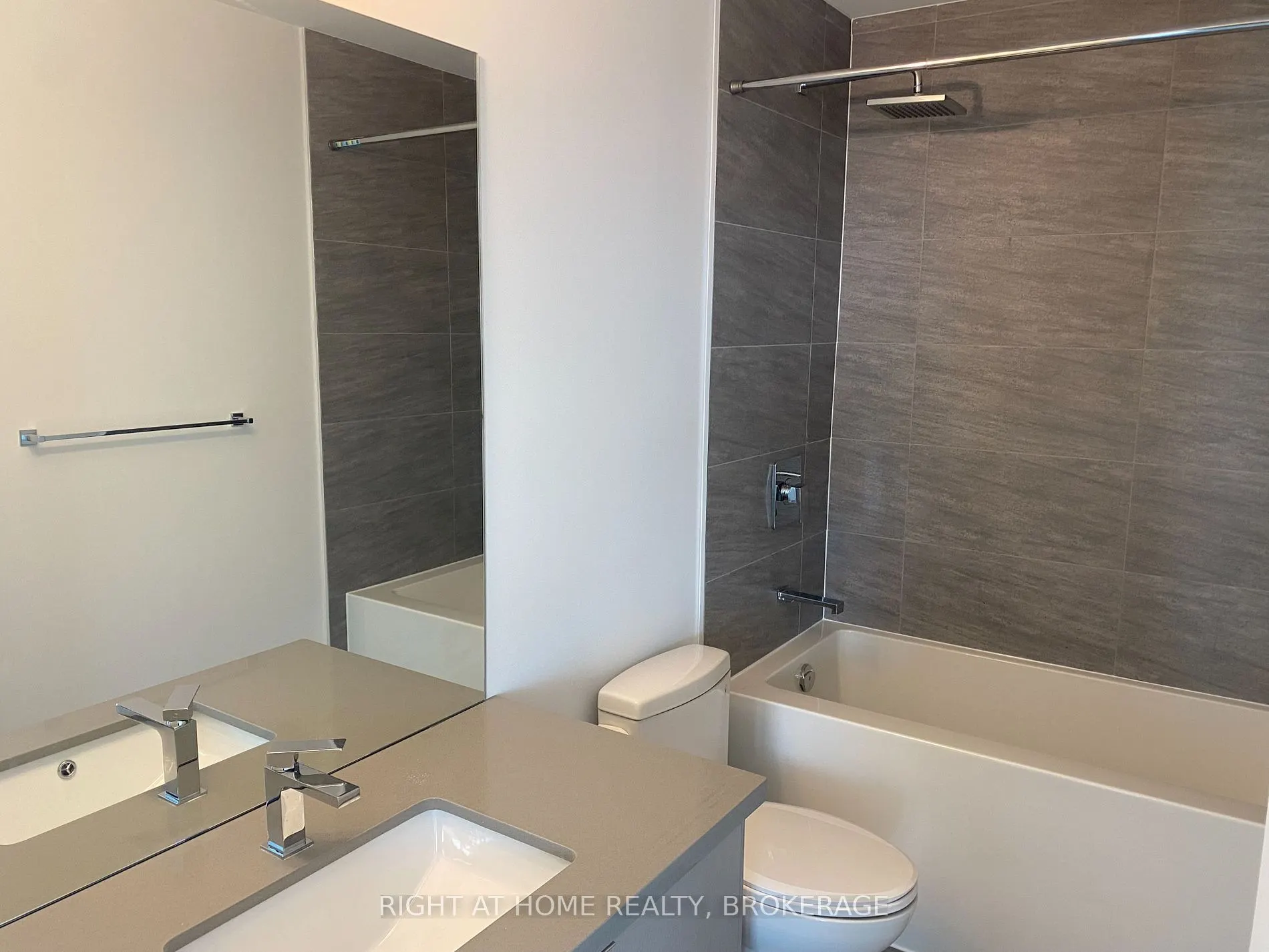 297 Oak Walk Dr, #2503