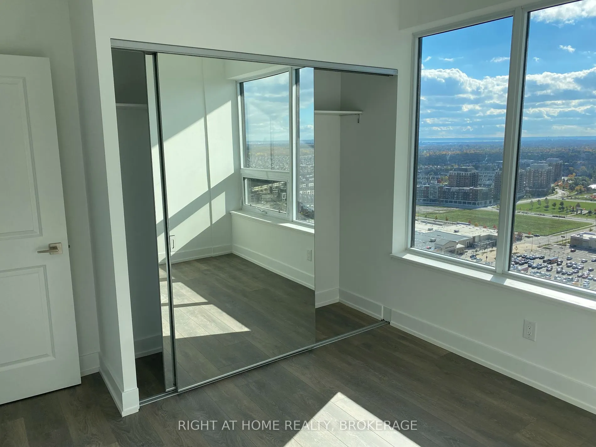 297 Oak Walk Dr, #2503