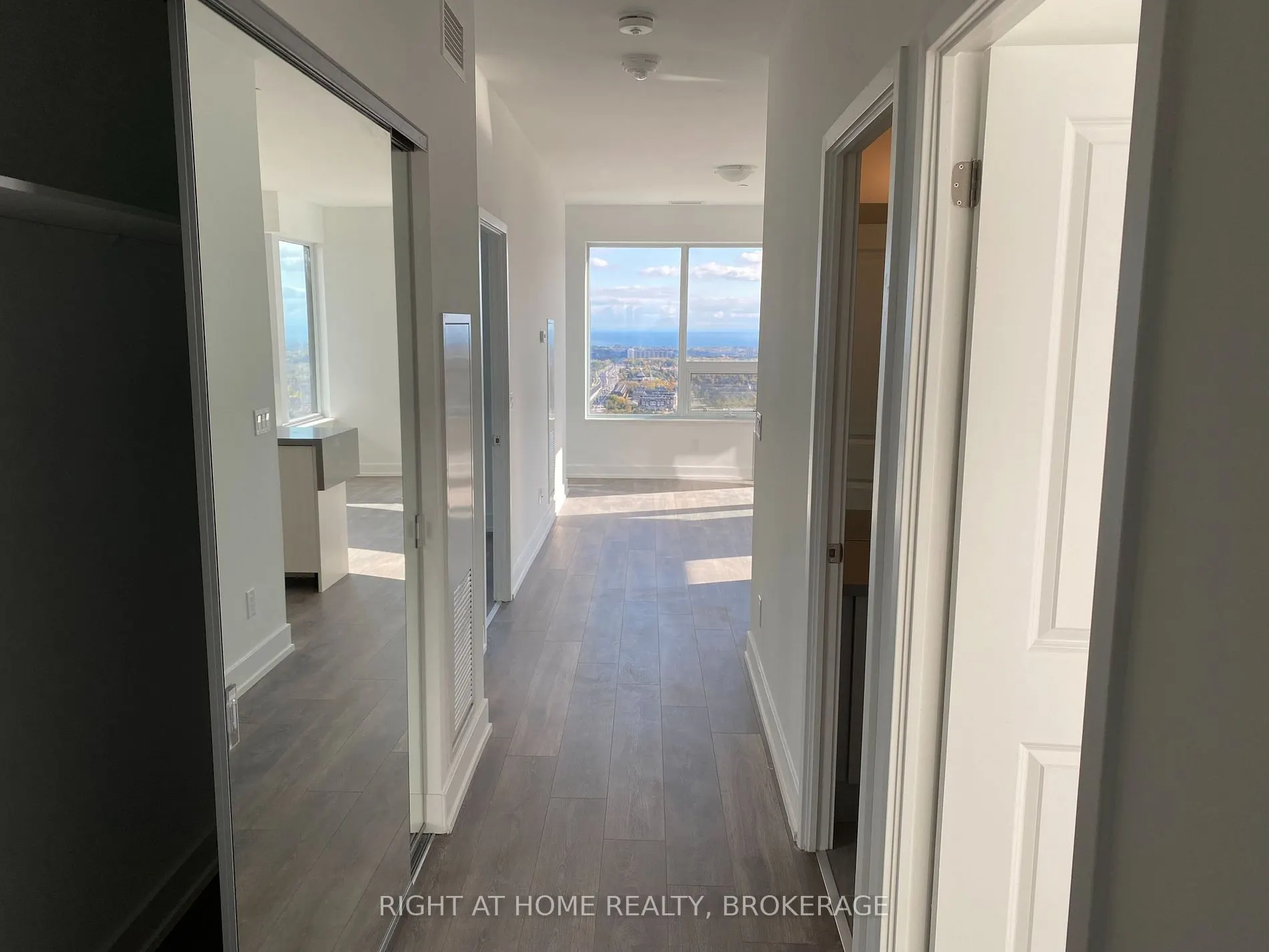297 Oak Walk Dr, #2503