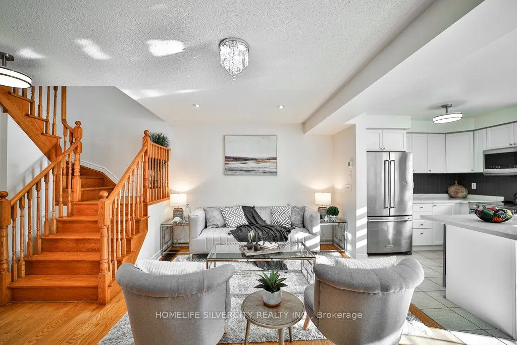 55 Samantha Cres