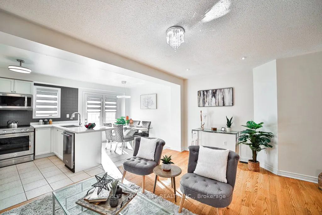55 Samantha Cres