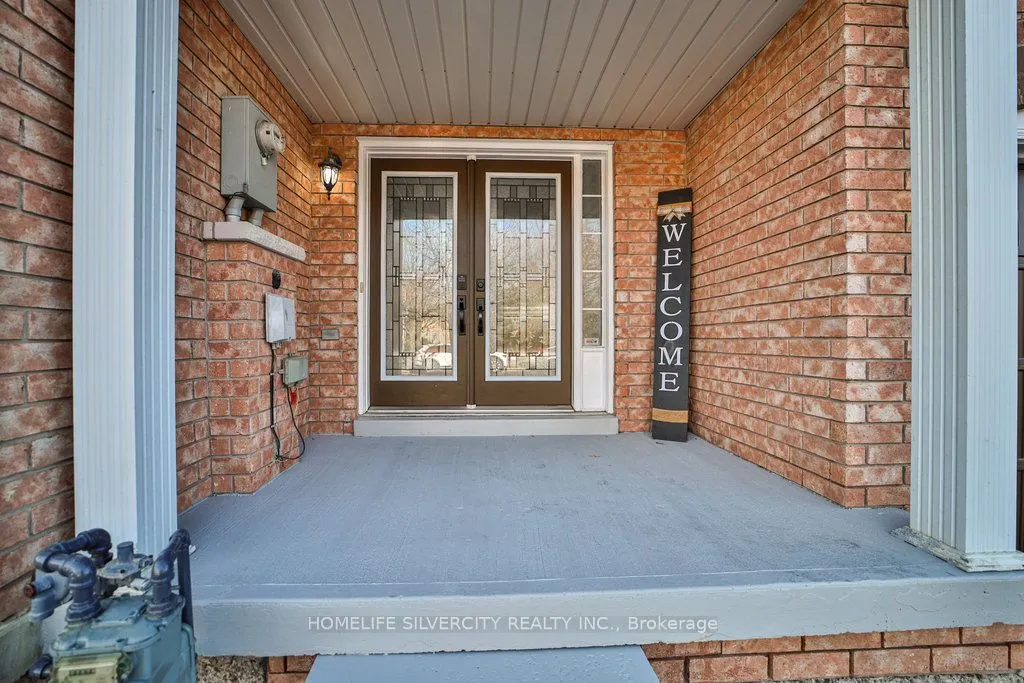 55 Samantha Cres
