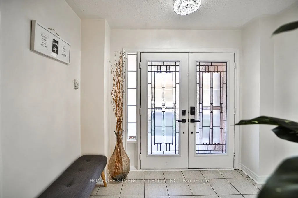 55 Samantha Cres