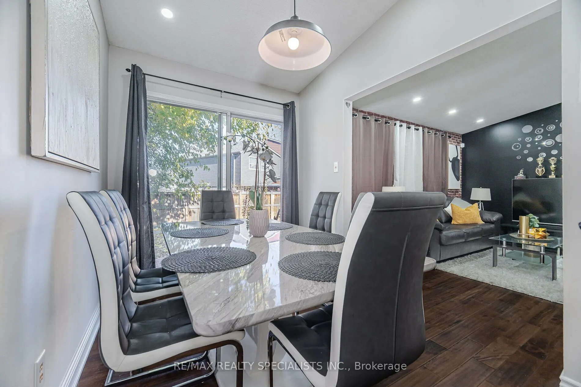 106 Horton Cres