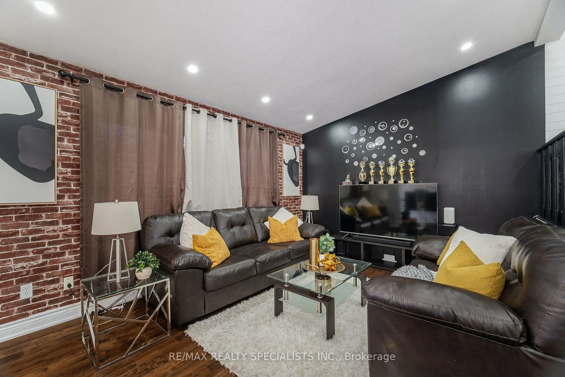106 Horton Cres