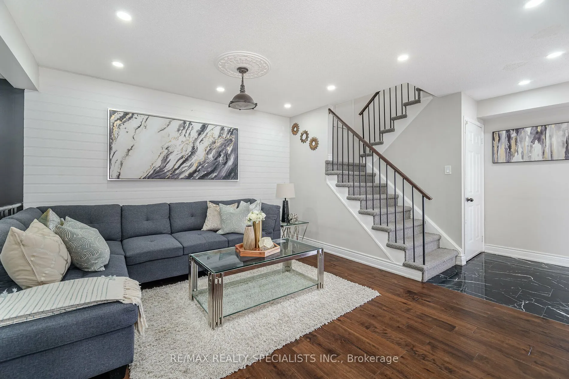 106 Horton Cres